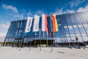 Mit einem Investitionsvolumen von über 50Mio.€ gehört der Neubau in Polen zu den größten Projekten in der Geschichte von Homag.