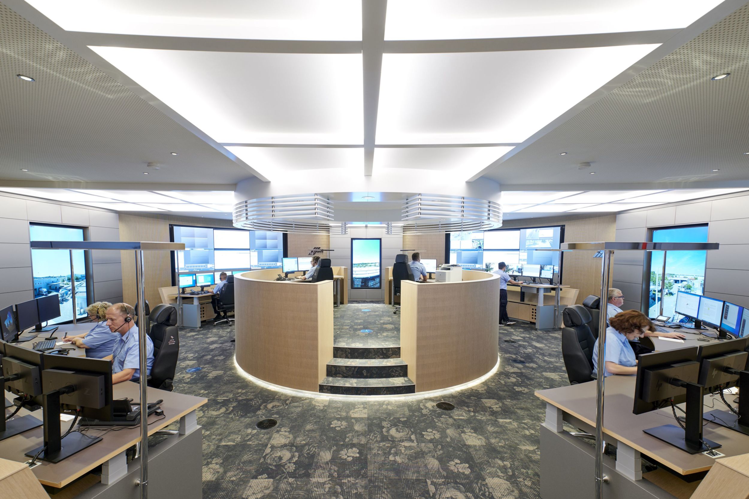 web 171166 NSL Kontrollzentrum