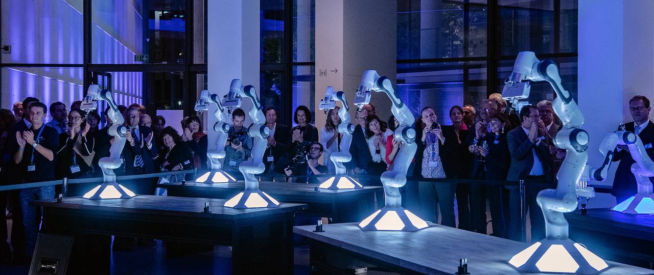 Neue Plattform für KI und Robotik