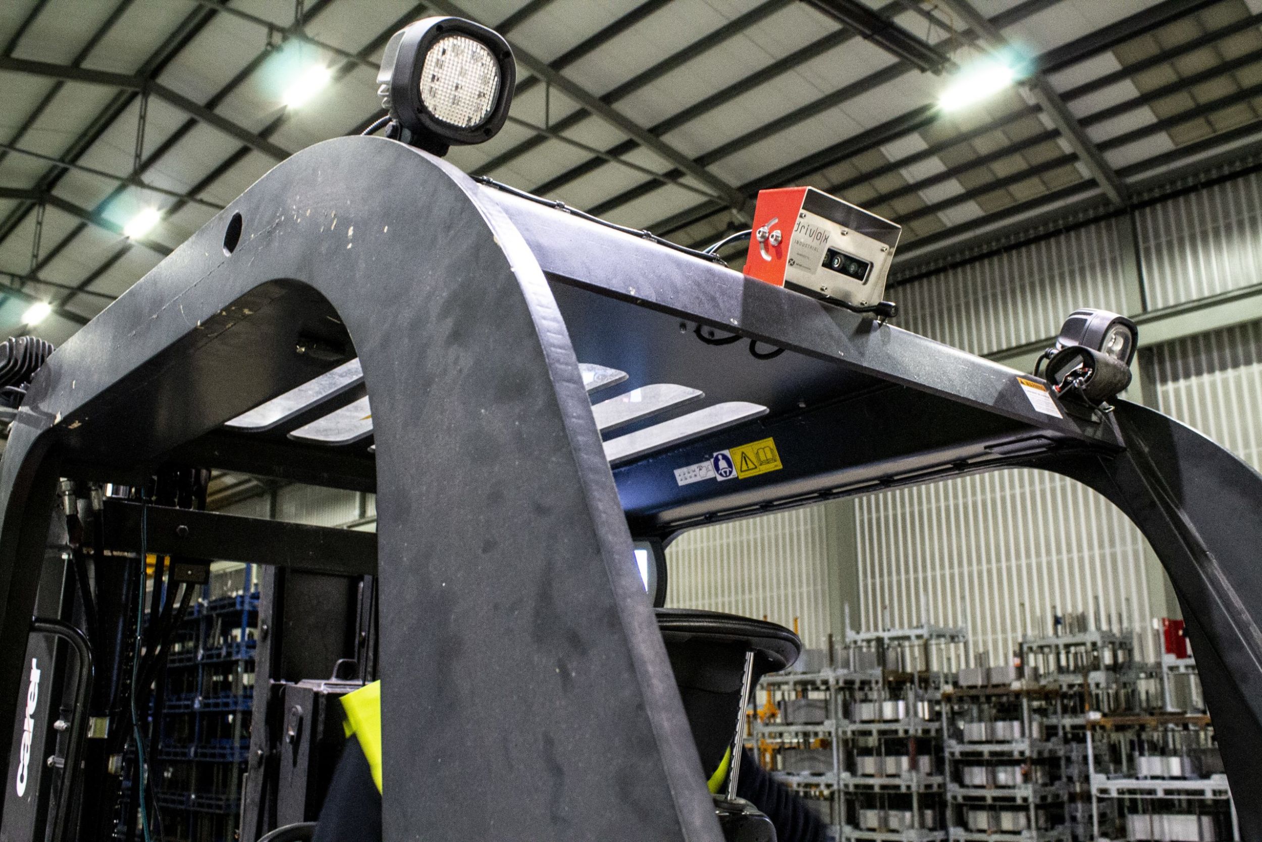 Kameratechnik von Framos sorgt für höhere Sicherheit bei industriellen Fahrzeugen.