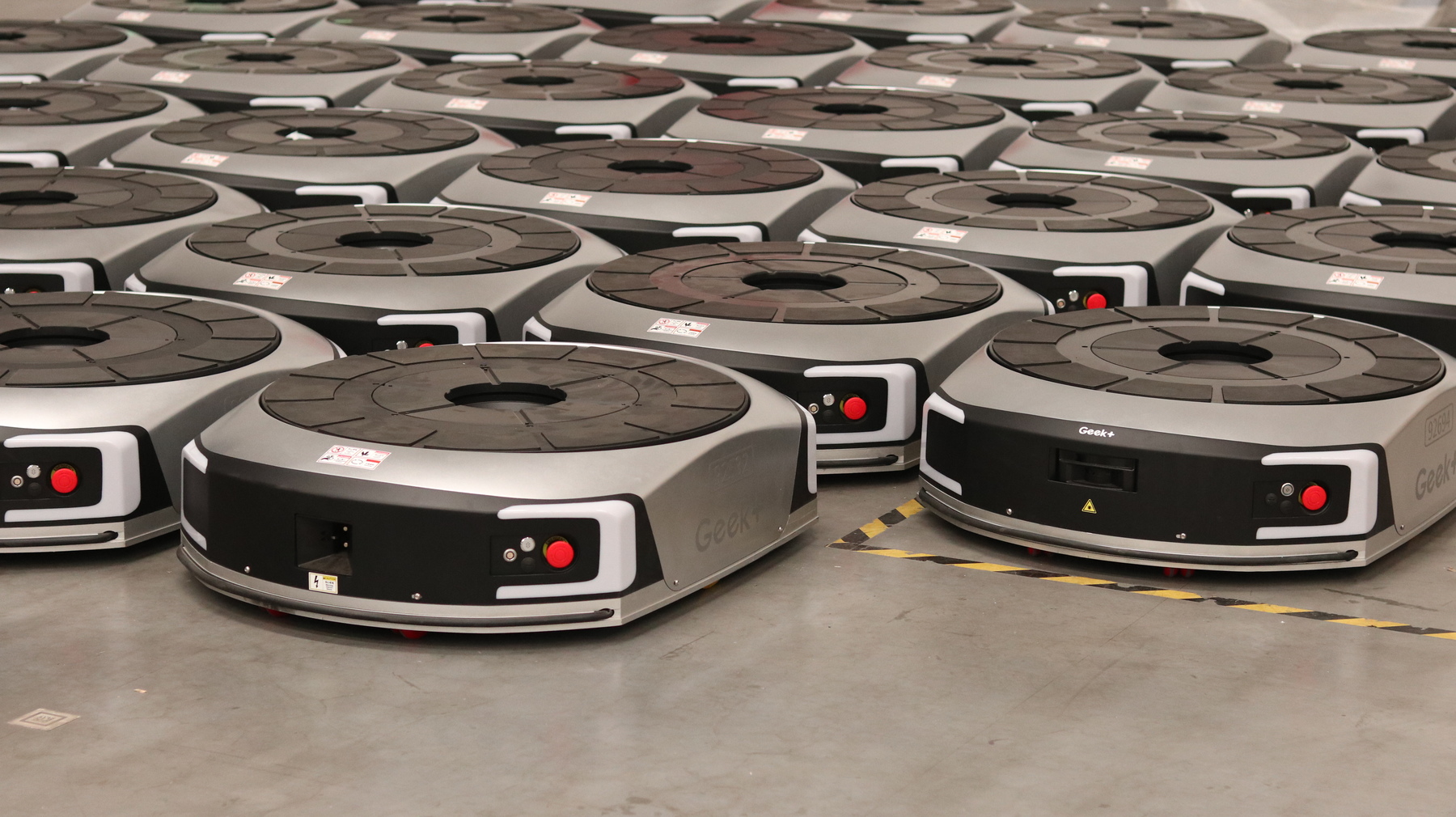Innovatives Ware-zu-Mann Robotic System