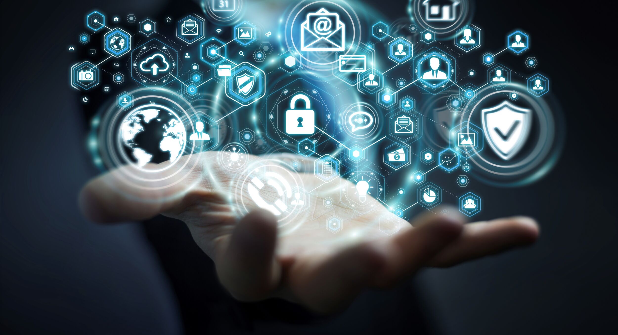 Mit dem Portfolio der Produktfamilie mGuard erhalten die Anwender nicht nur zuverlässige und intelligente Hardware, sondern auch smarte Secure Cloud Services für einen einfach konfigurierbaren und gesicherten Fernzugriff.