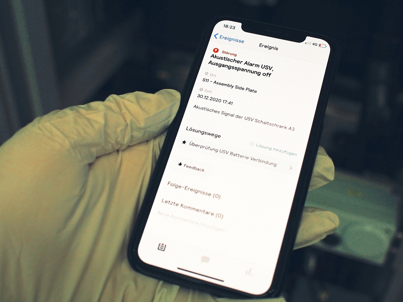 Störungsmeldungen in Echtzeit und situative Lösungsvorschläge liefert die Assistenz-Lösung auf das Smartphone.