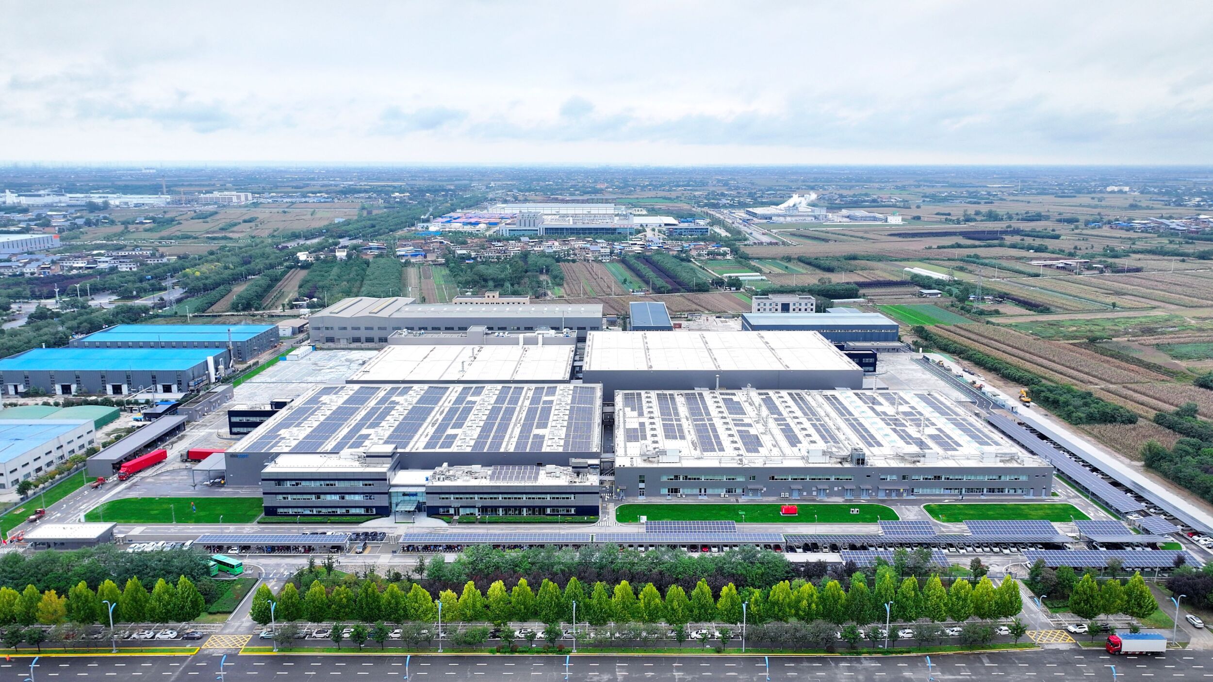 ebm papst eroeffnet Werk in Xian Werksuebersicht