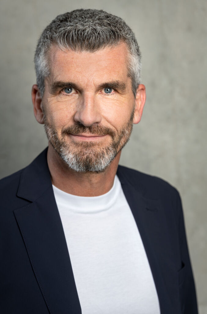 "Ohne sauberes Prozessfundament bleibt KI ein Versprechen - mit klar modellierten Abläufen wird sie zum Produktivitätshebel."
Ralf Bachthaler, Asseco Solutions