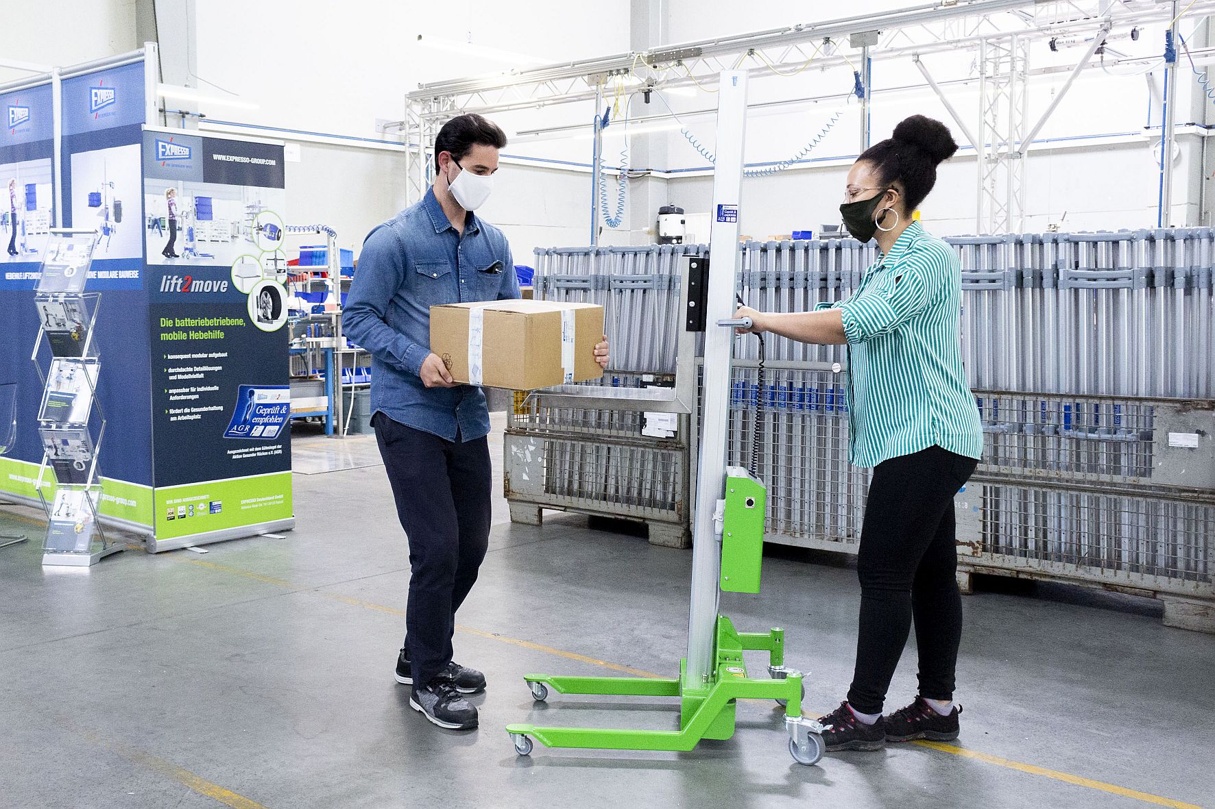 Effiziente Intralogistik mit sicherem Abstand