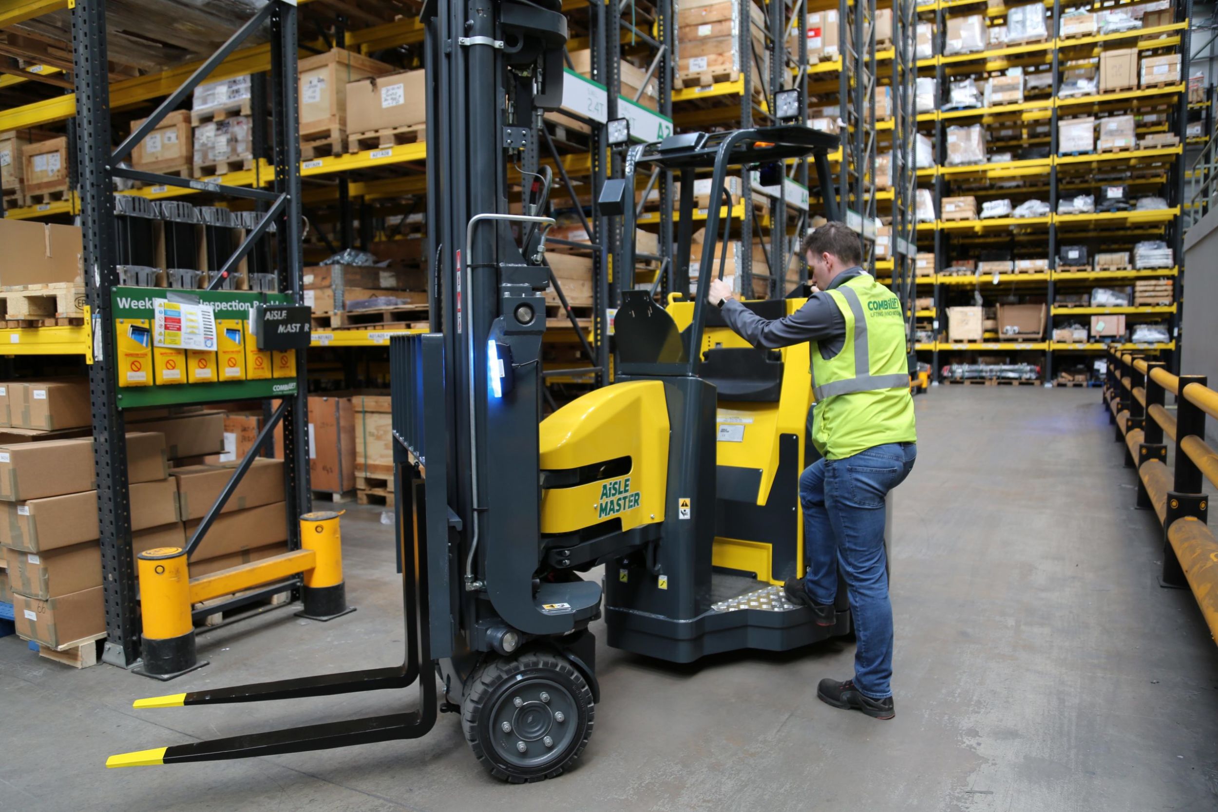Aisle Master Order Picker