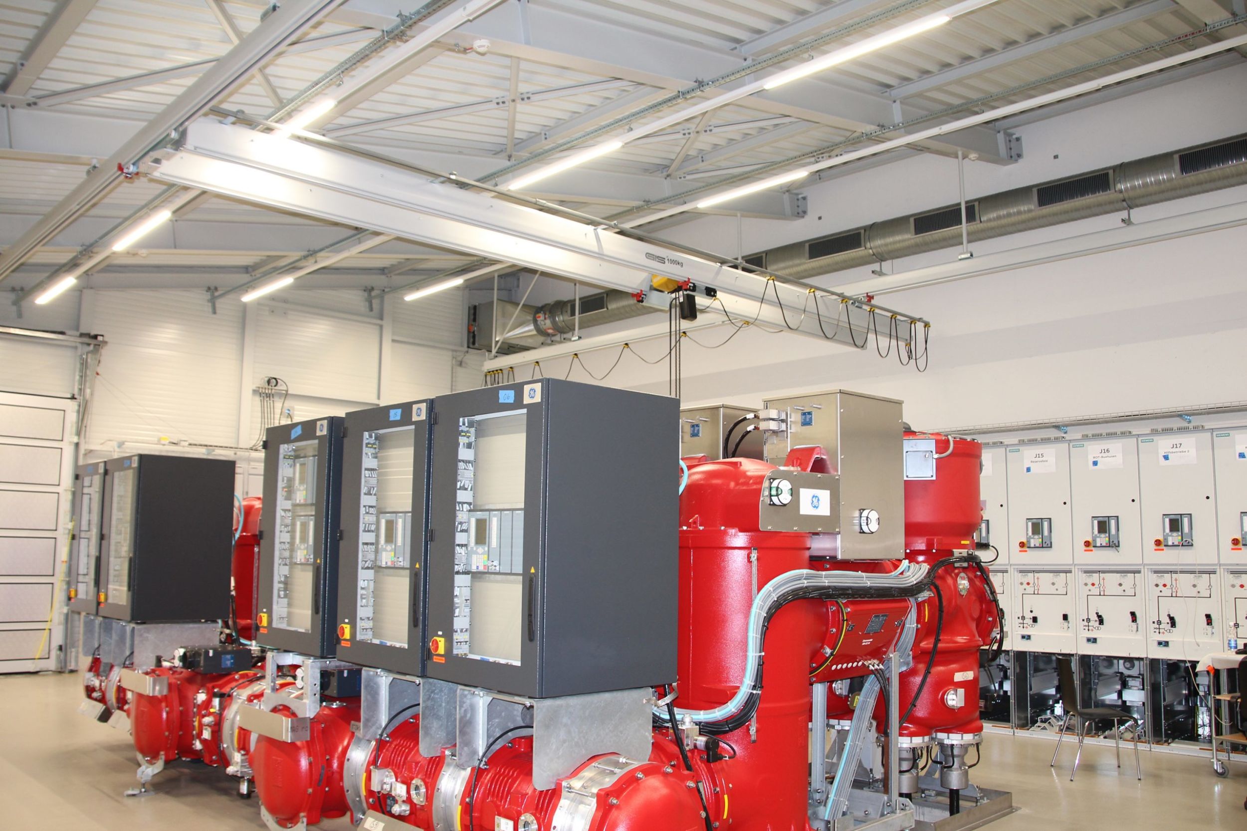 Höhenoptimiertes Kransystem für Transformatorenraum