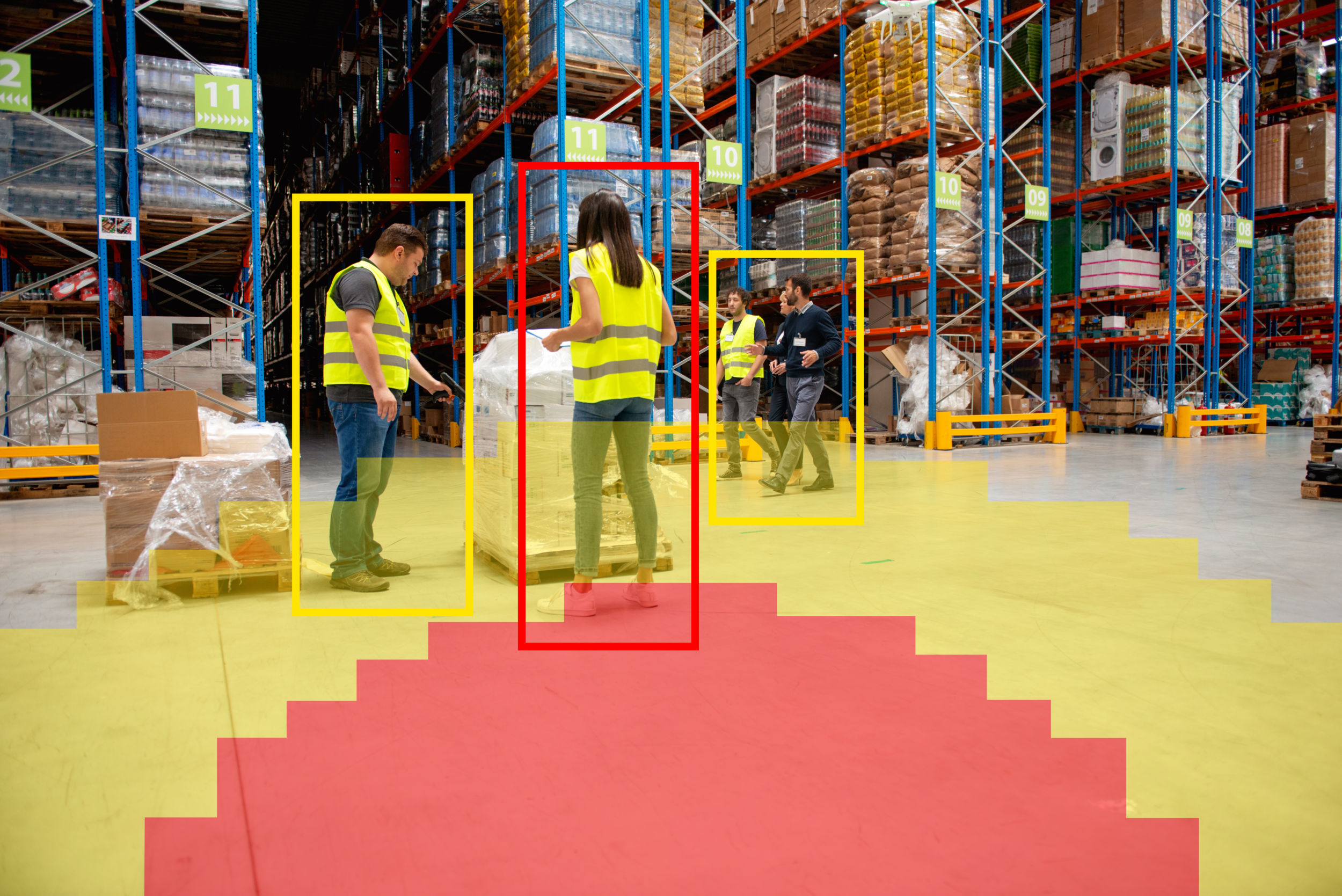 Das kamerabasierte Assistenzsystem VAI-100 erkennt mithilfe von KI Personen, Gegenstände und andere Fahrzeuge im Umfeld der Flurförderzeuge.