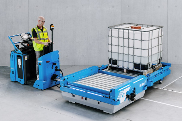 Automatischer Ladungsträgerwechsel für Gewichte bis zu 2t.