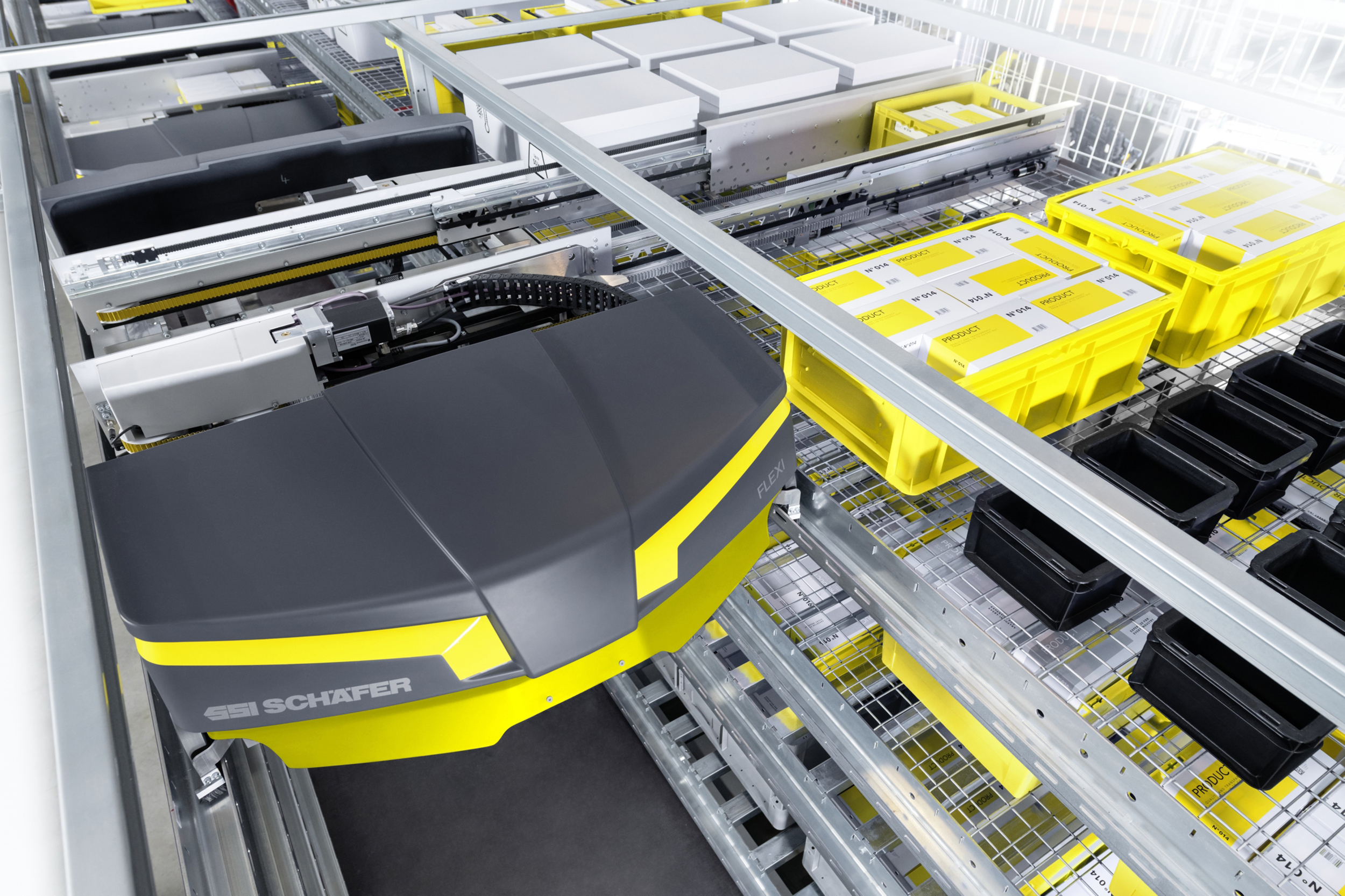 Das SSI Flexi von SSI Schäfer ist eine zukunftsweisende Lösung für die durchgehend platzoptimierte Lagerung von Kartons, Tablaren sowie kubischen und konischen Behältern.