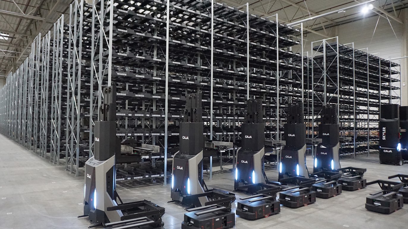 Zwei Spezialisten optimieren Fulfillment-Center