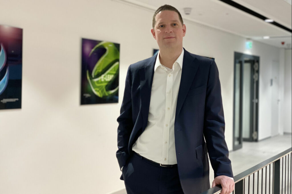 303659 NA 04 dhf 01 2024