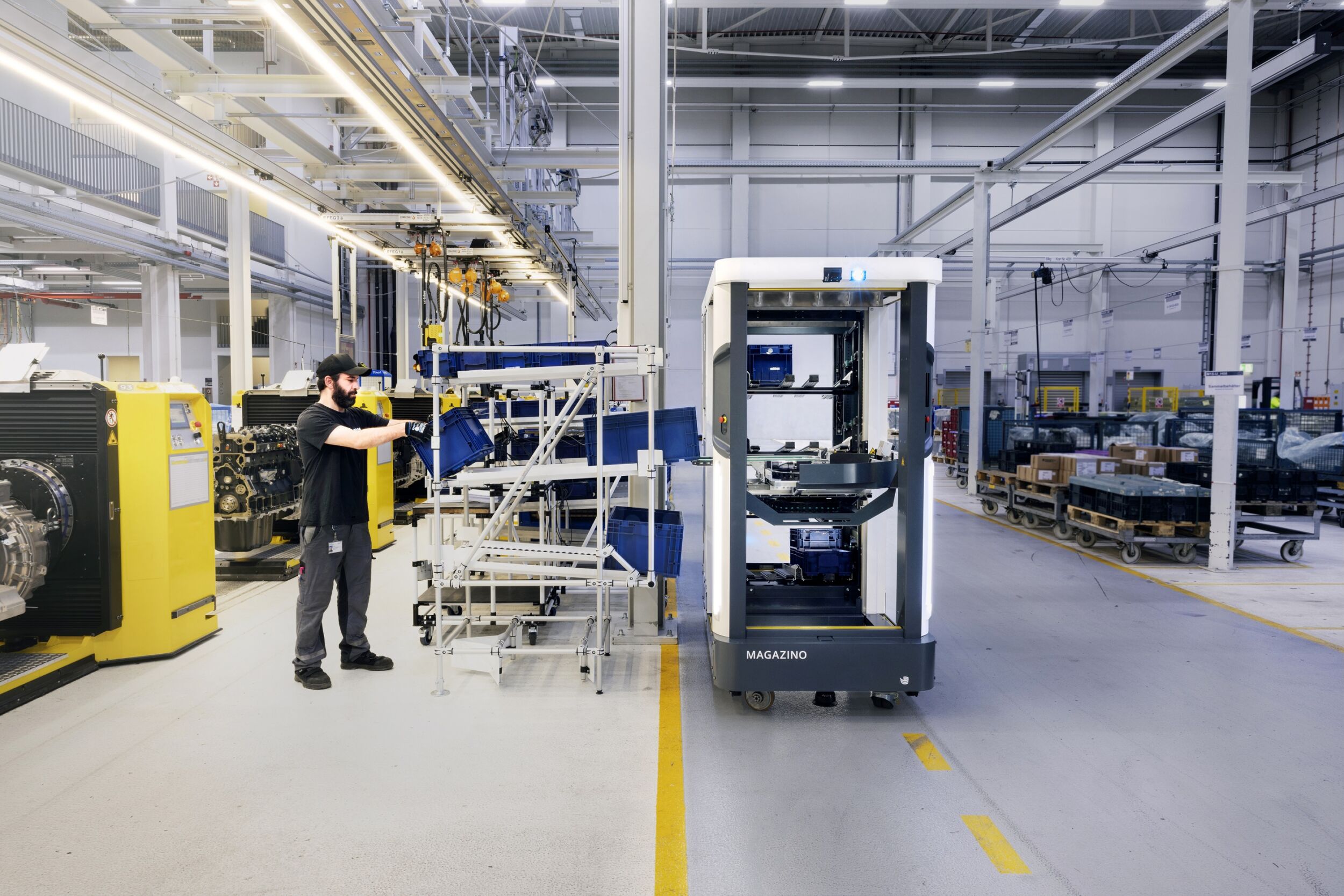 Materialversorgung mit Soto Robotern