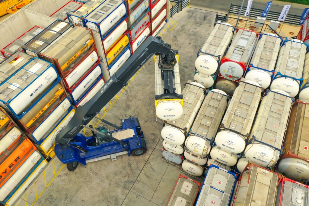 339969 Kalmar 2 Flurfoerderzeuge dhf 10 2024