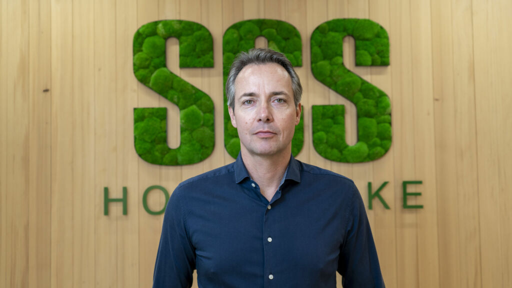 Karl Schmiederer, Geschäftsführender Gesellschafter bei SCS: "Nachhaltigkeit ist für uns sehr wichtig. Wir legen in der ganzen Unternehmensgruppe großen Wert darauf, einen positiven ökologischen Fußabdruck zu hinterlassen. Deshalb stellen wir auch regelmäßig unsere Prozesse und Infrastruktur-einrichtungen auf den Prüfstand."