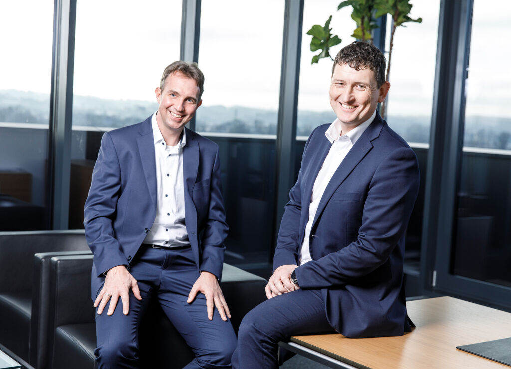 Stefan Lechner und Christian Brauneis erweitern ab April 2025 die Geschäftsführung der Knapp Industry Solutions (v.l.n.r.).