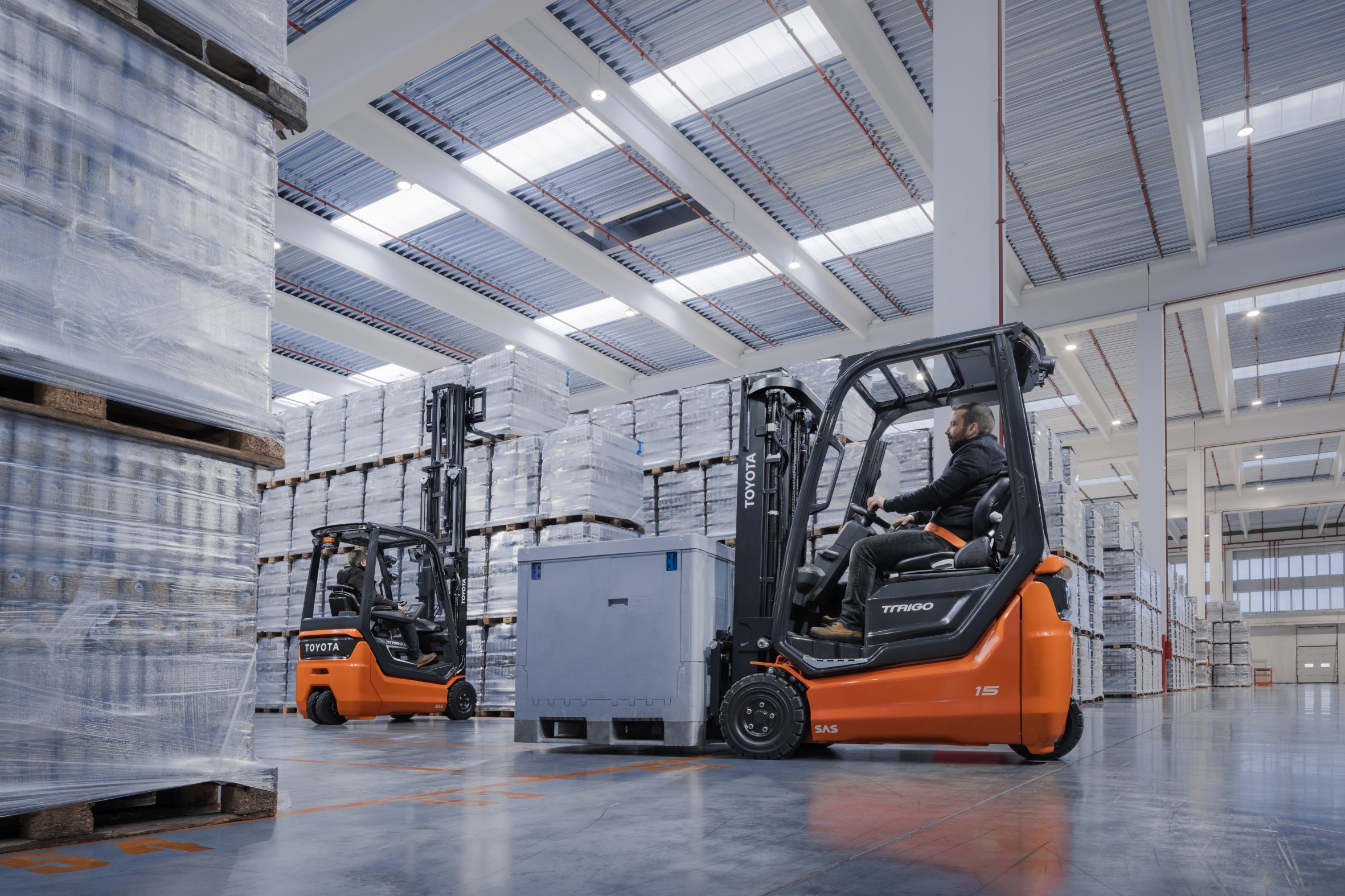 Herzstück der neuen Baureihe ist die von Toyota entwickelte Synco Drive-Technologie, die für ein besonders feinfühliges und energieeffizientes Fahrverhalten sorgt.