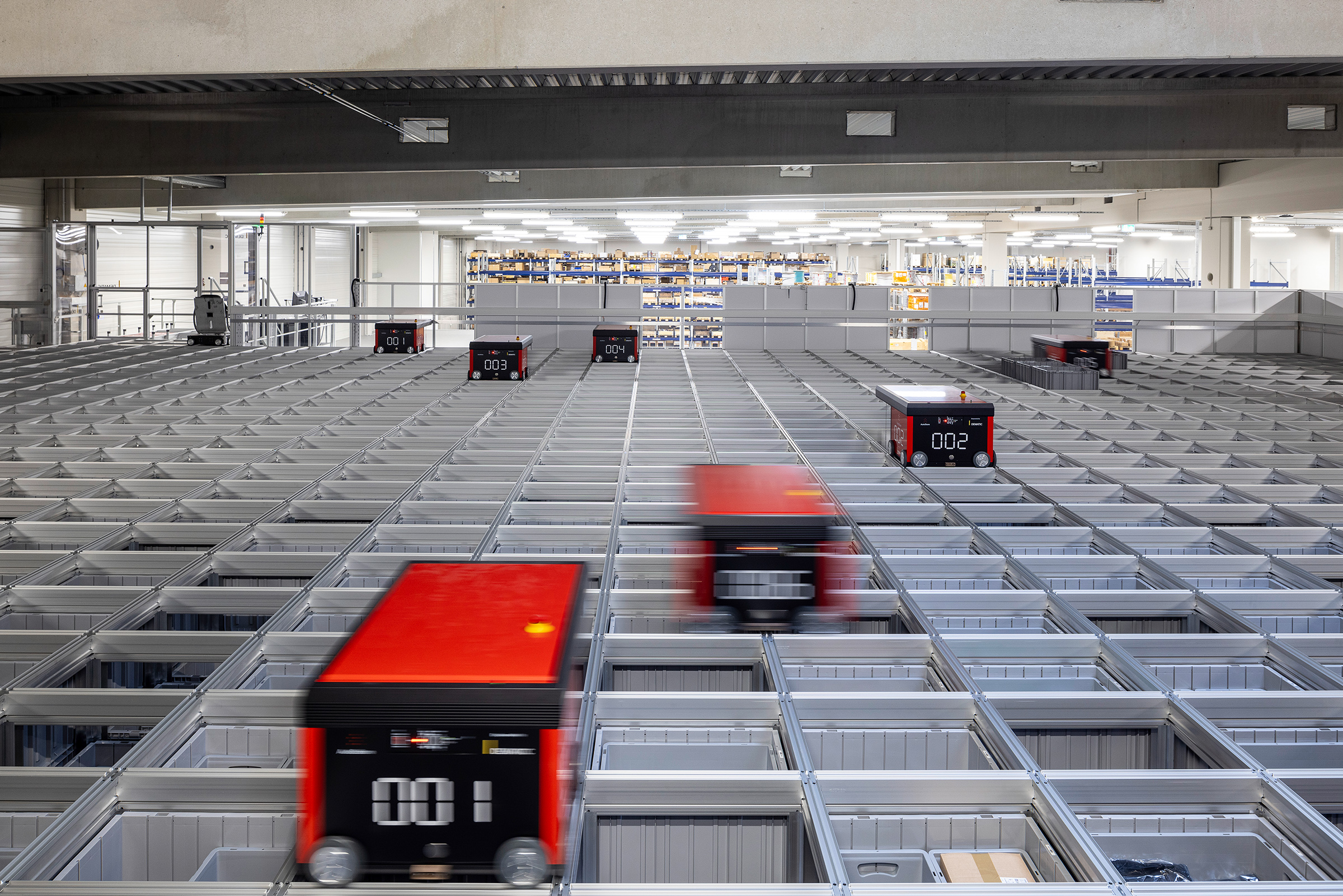 Distributionszentrum automatisiert