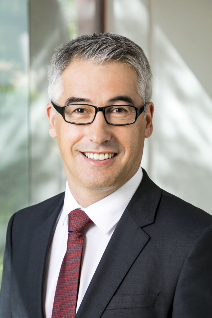 Franz Märzinger, MBA, Geschäftsführer Vertrieb der Banner Gruppe: "Mit der Markteinführung der Traction Bull High Performance Batterie positionieren wir uns erneut als Vorreiter für hochwertige Traktionsbatterien in anspruchsvollen Anwendungen."