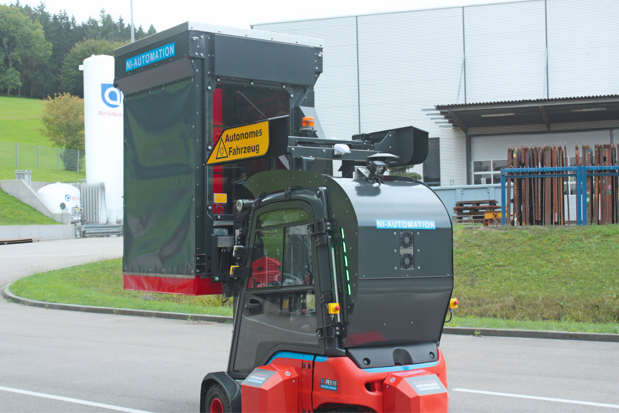 Prozesssichere FTS-Lösungen für Indoor und Outdoor