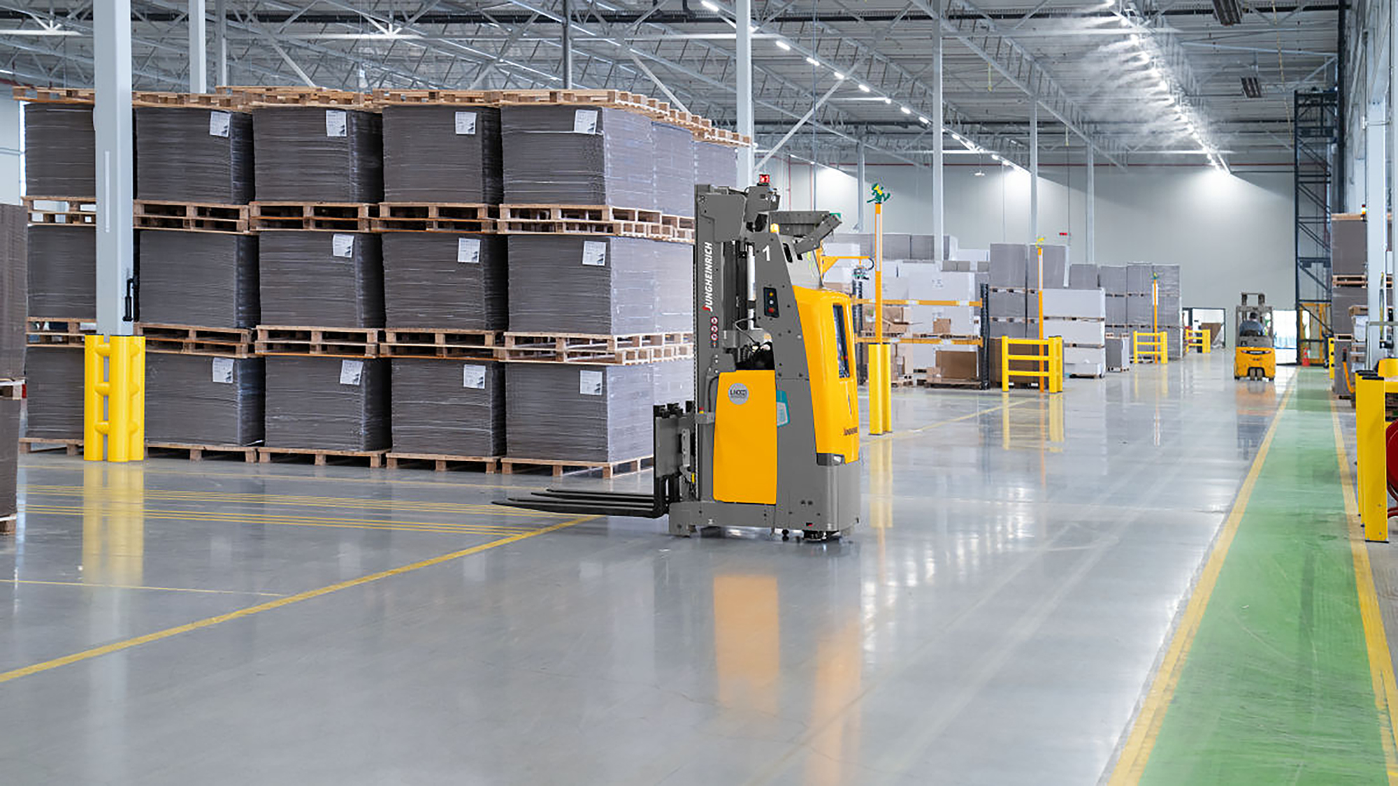 Mobile Robots optimieren Materialfluss und steigern Sicherheit