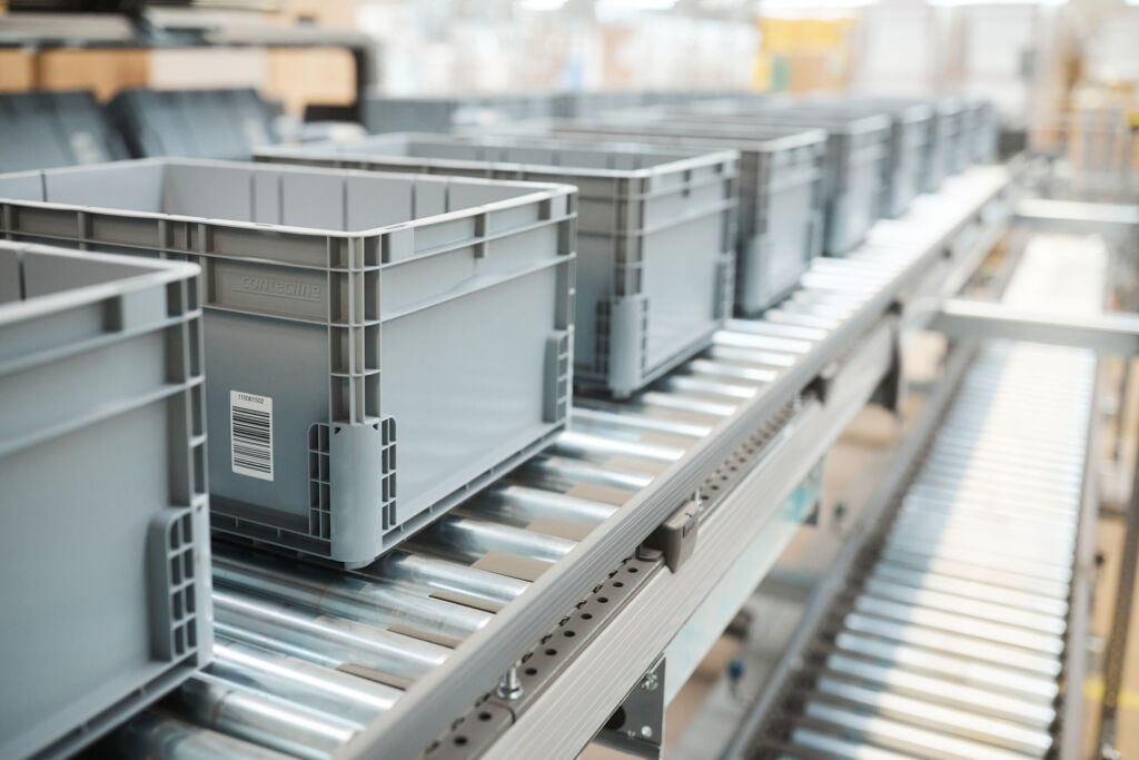 Die Behälterserie Contecline steht für hohe Prozesssicherheit und optimale Abläufe in automatisierten Förder- und Lagersystemen.