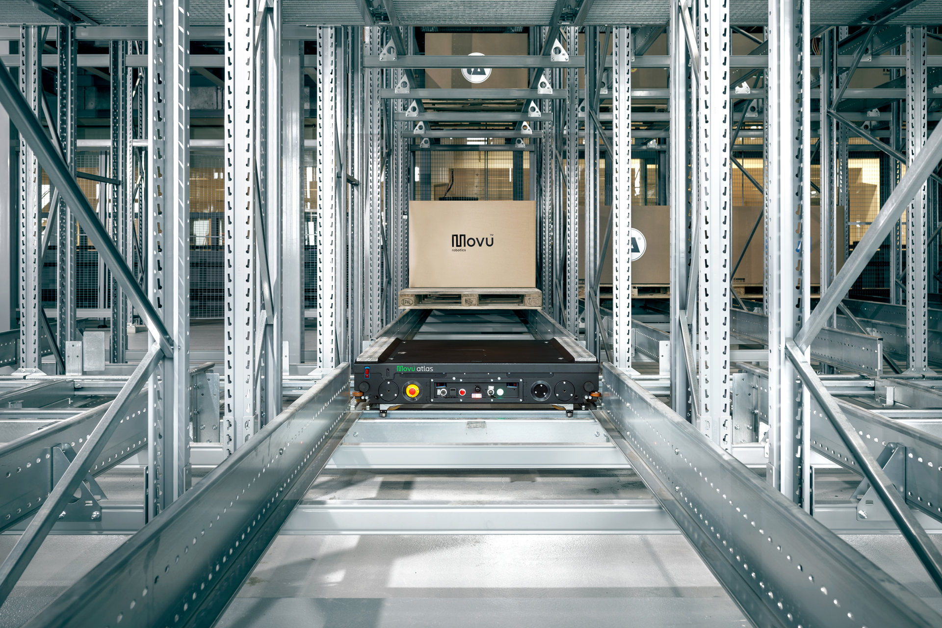 4-Wege-Paletten-Shuttle-Automation