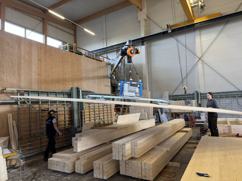 Platten um die Plattensäge bewegt - das
Vakuum-Handlingsystem .