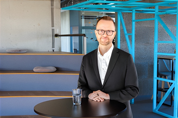 2 Nachrichten dhf 04 2026
