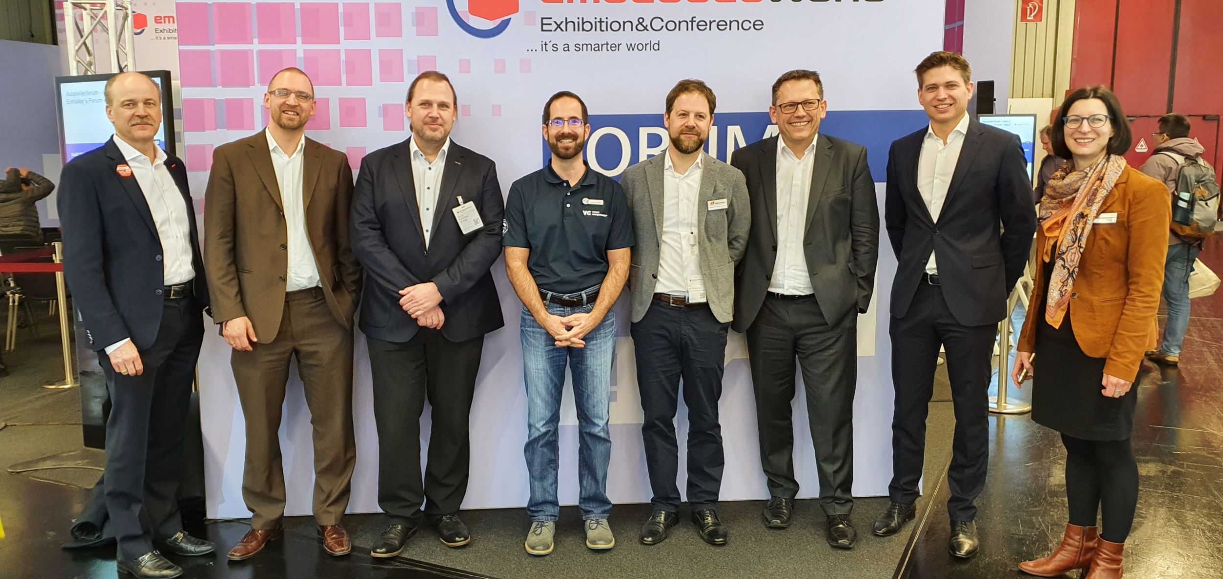 Bild 1: Auf der Embedded World 2020 fand die Podiumsdiskussion 'Embedded Vision Everywhere' statt. Anwender (Stil, CST) und Hersteller (Allied Vision, Congatec, Cubemos, Vision Components) diskutierten dabei über Trends und Entwicklungen sowie die Rolle v