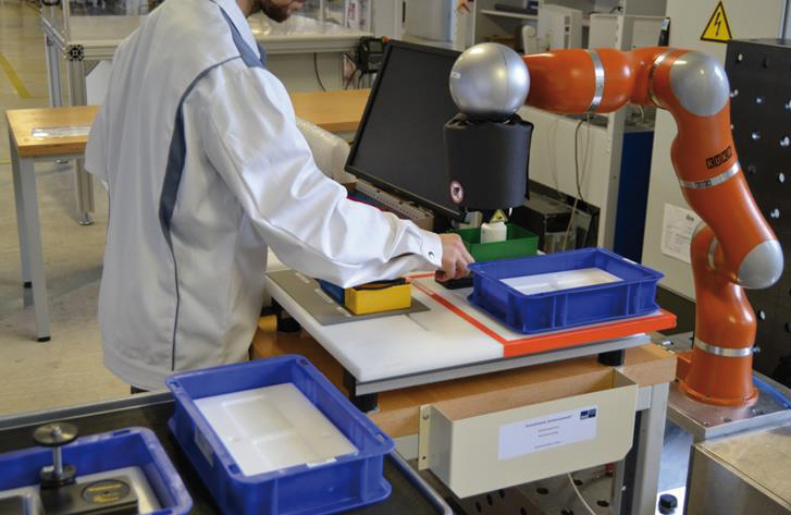 Hand in Hand 8 120899 Abbildung 4