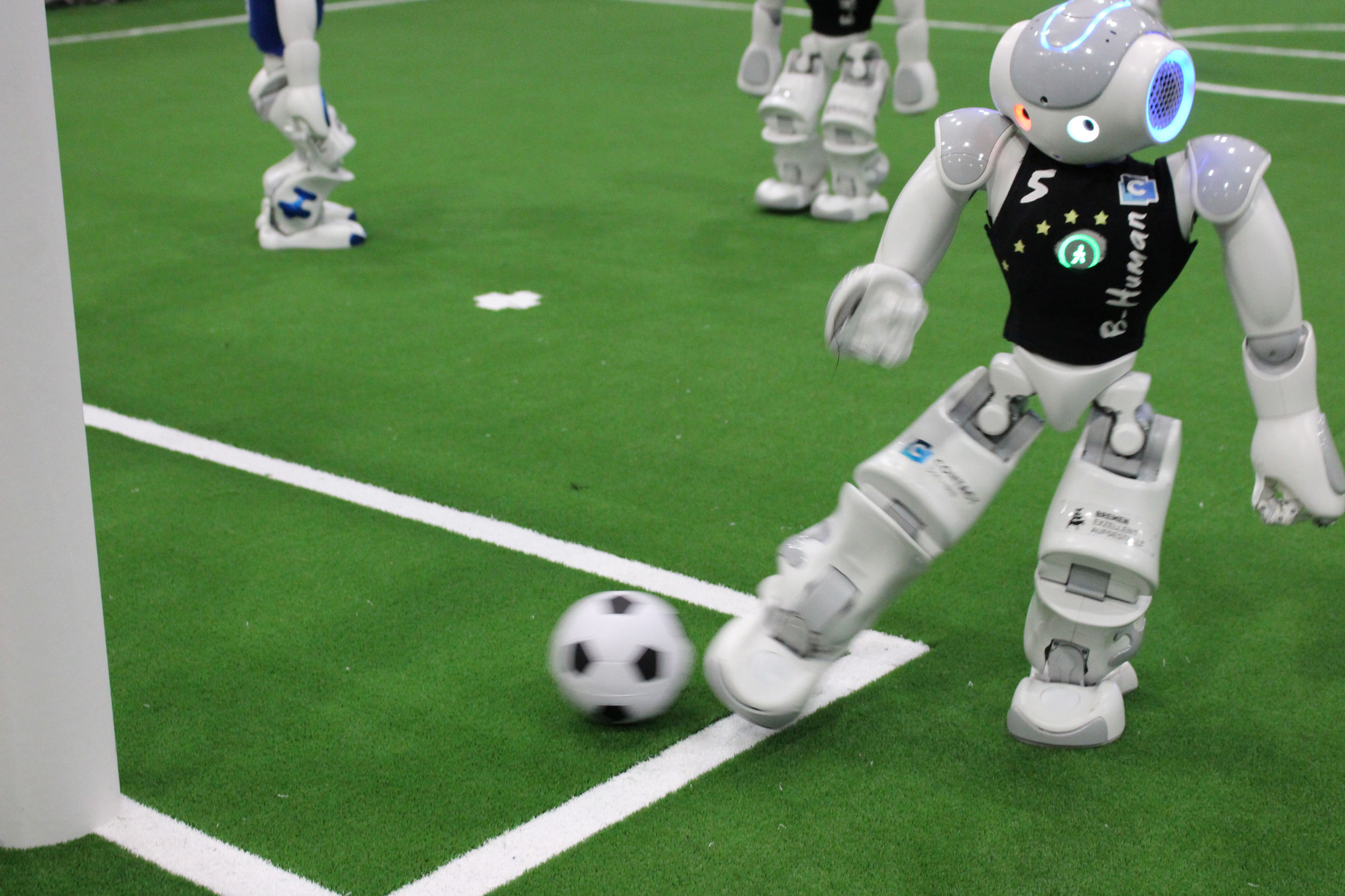 WM-Titel im Roboterfußball 2 PM4117 2