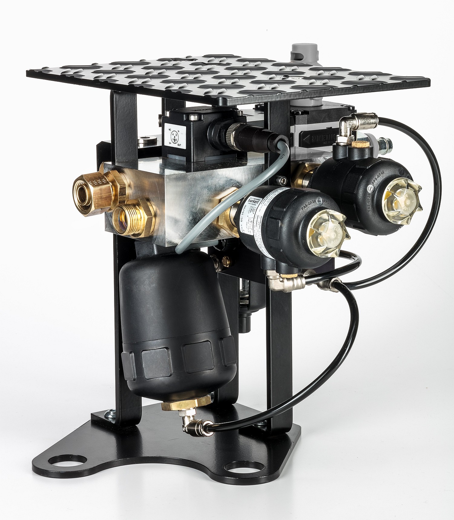 Kompakte Systemlösung für geregelte Schweißkappenkühlung 6 web 135743 brk020 Bild1