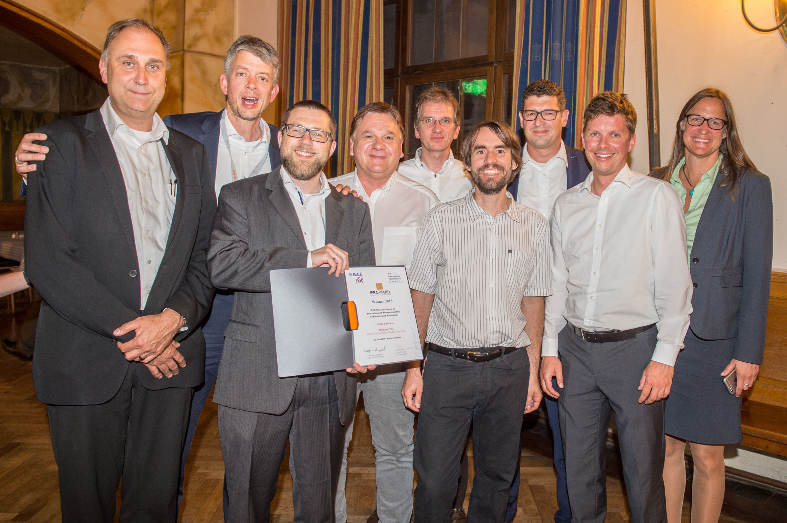web 145426 KUKA LBR Med IERA Award 02 1