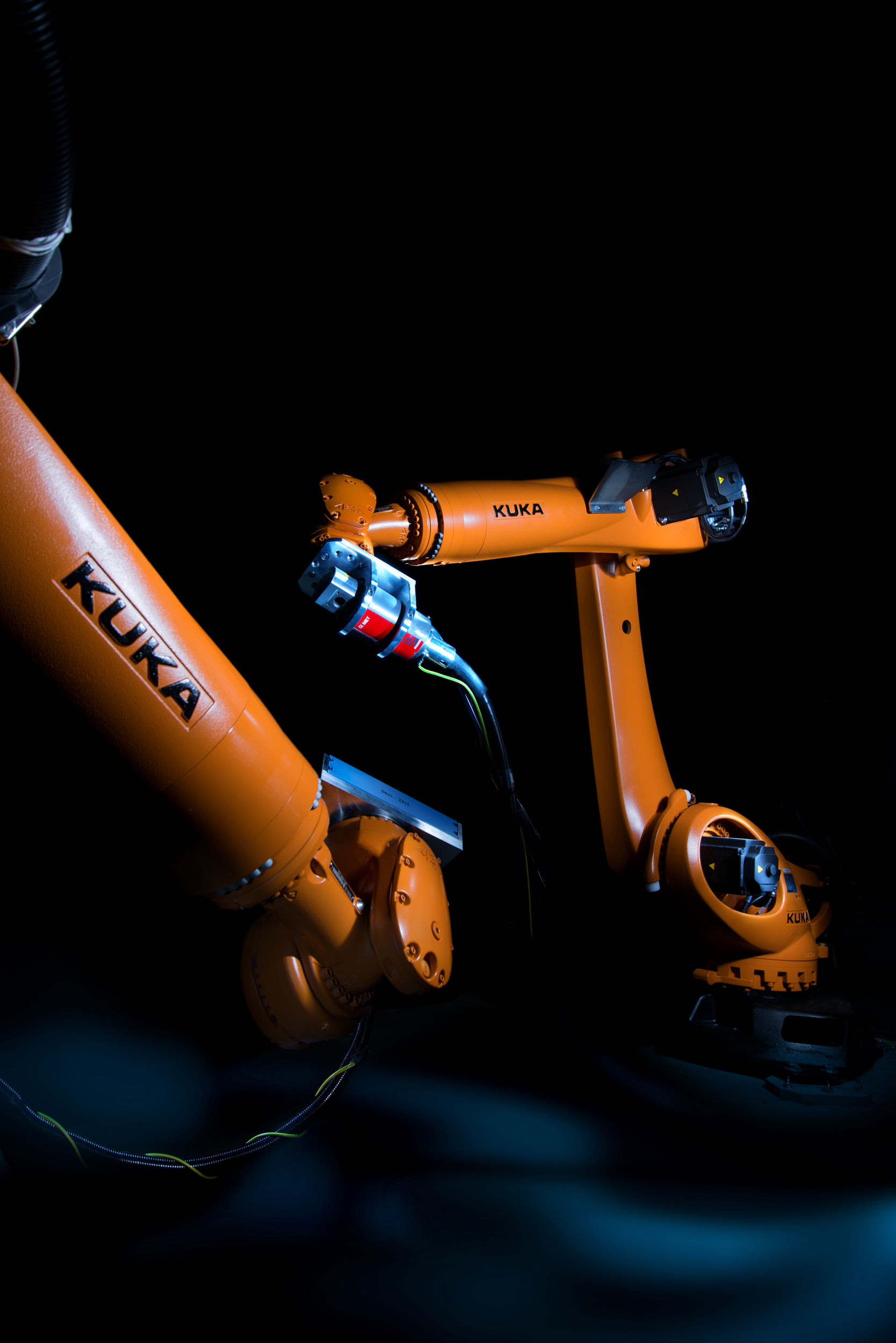 web 146498 1533036596096 EZRT Robo final 2