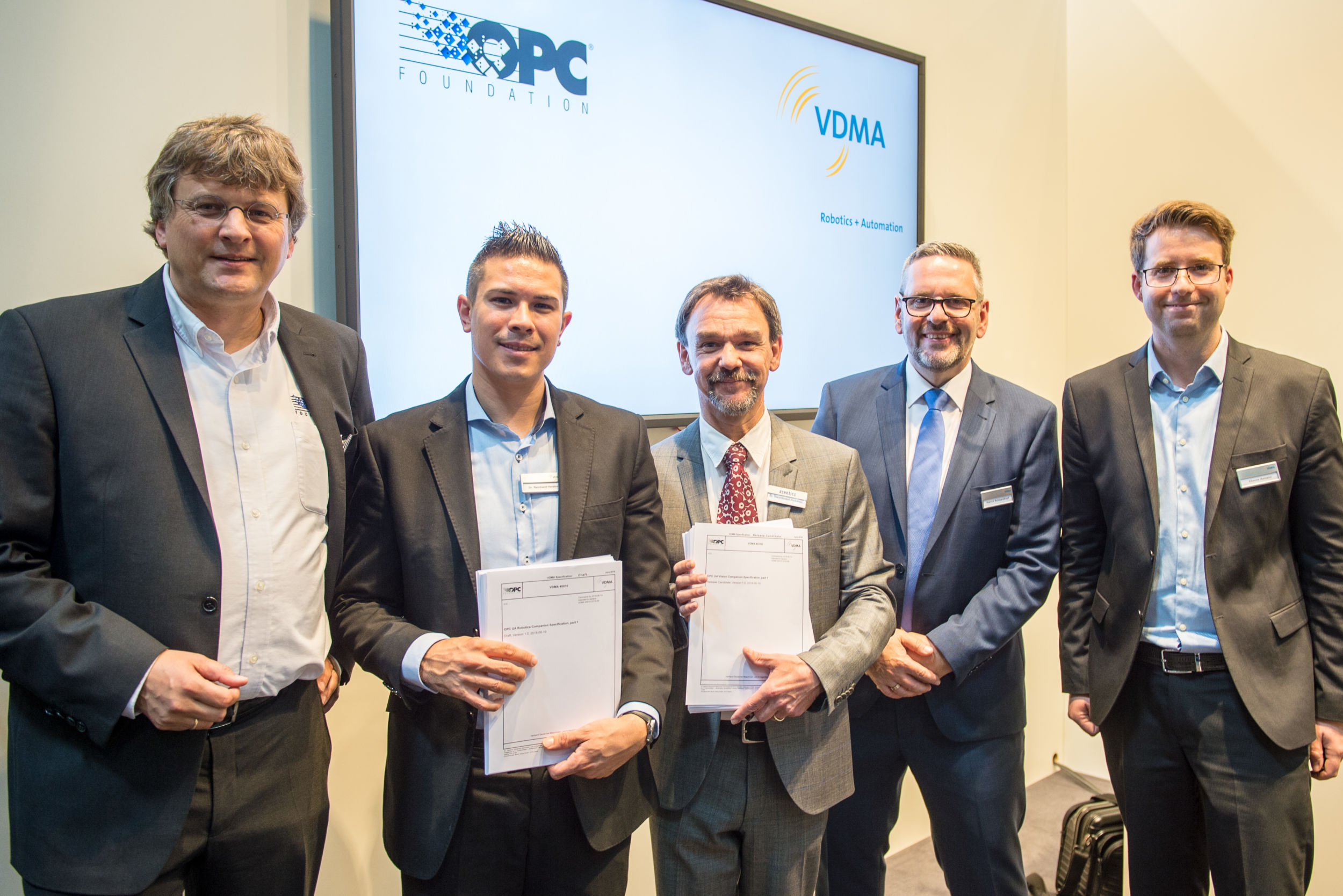 VDMA präsentiert OPC UA für die Bildverarbeitung und Robotik 9 web 146847 OPC UA 1