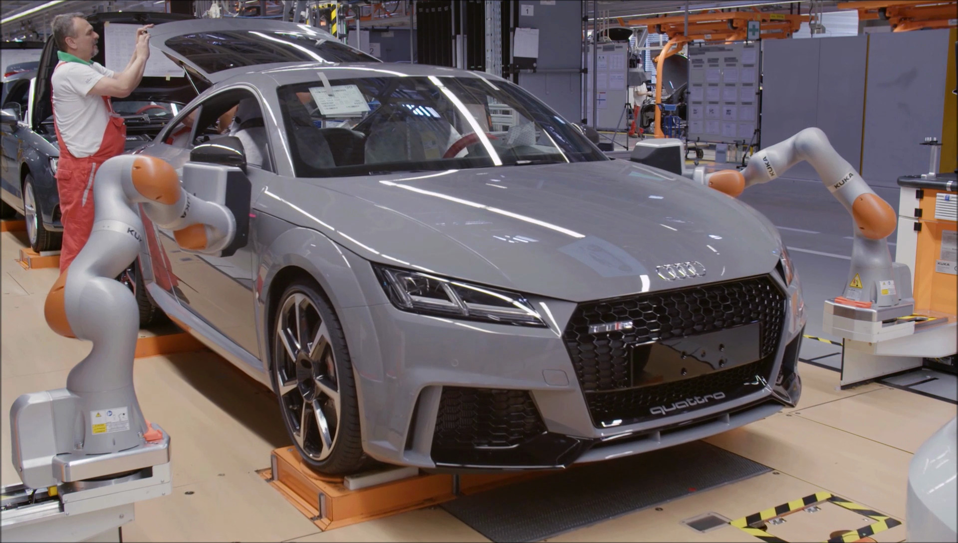 Inline-Spaltenmessung bei der Endmontage des Audi TT 8 146901 Bild 1 4