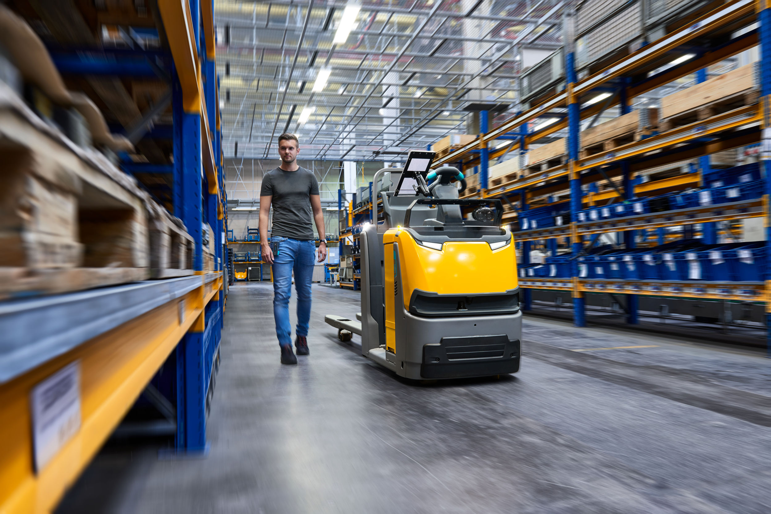 web 148708 easyPILOT Follow 40610