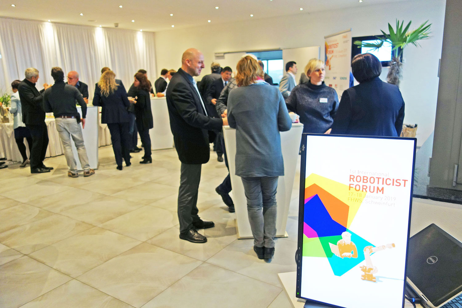 web 153425 hmi id01 090br fhws meyer