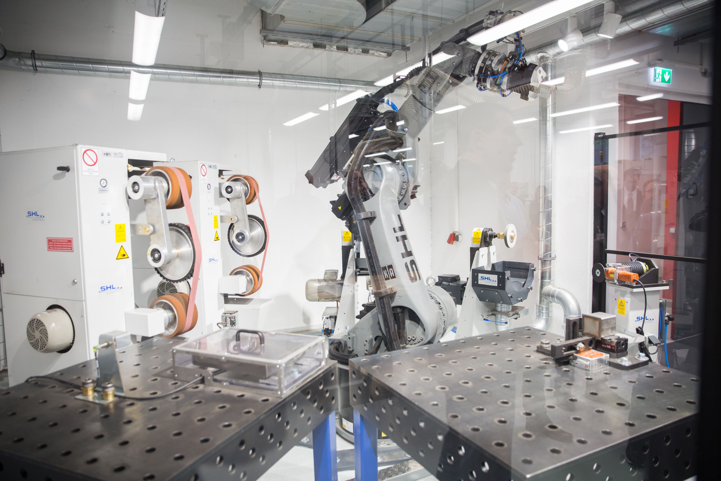 159881 3M Grand Opening day 225