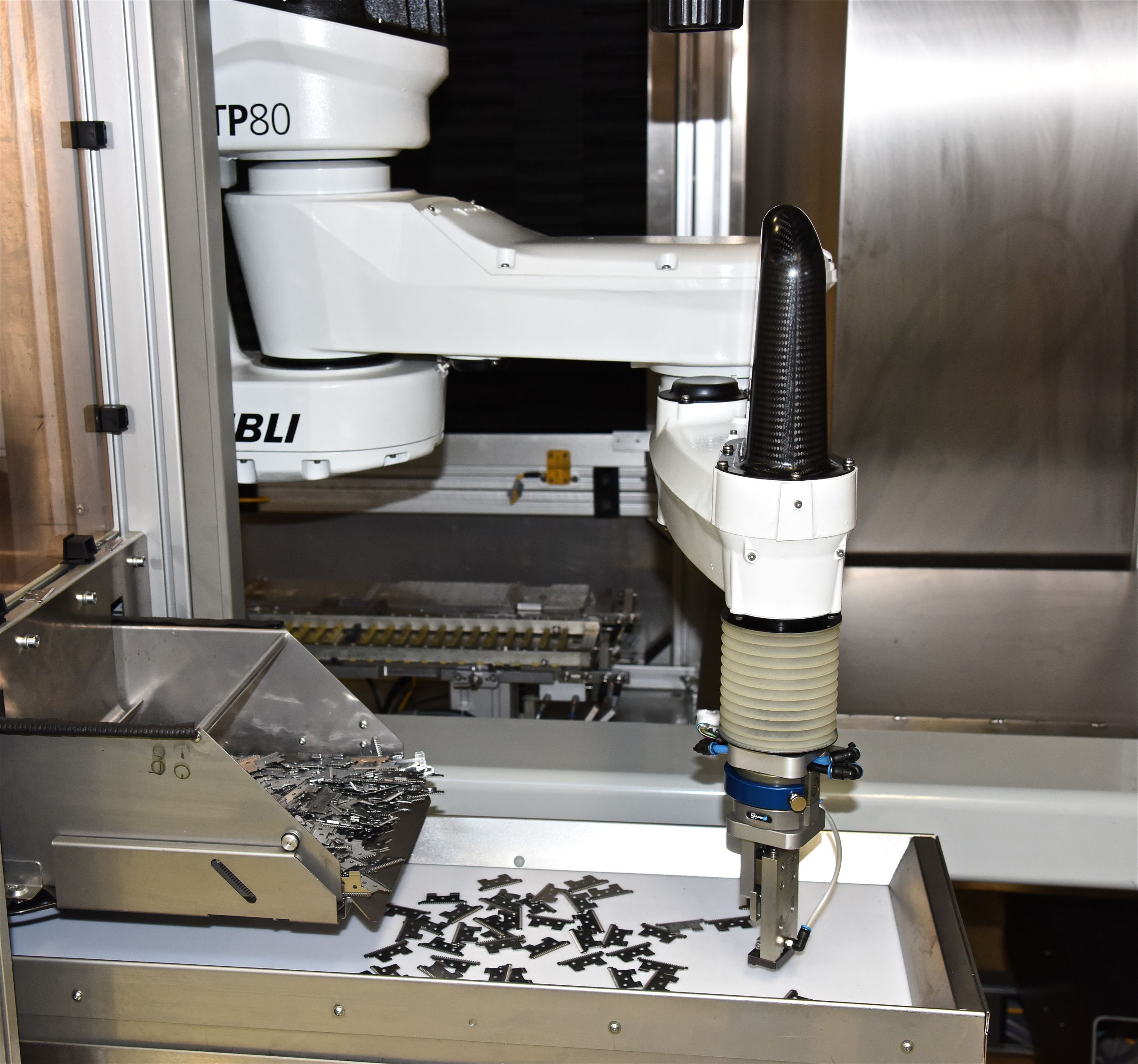 web 154291 Philips18 IKH 0795