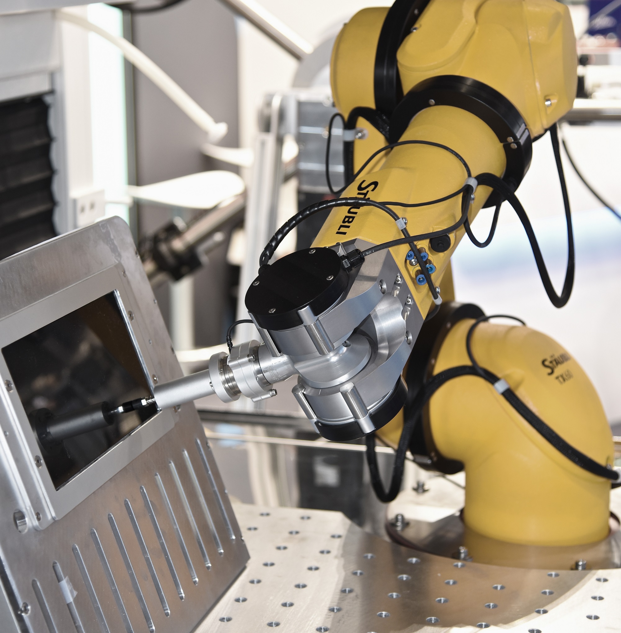 web 160985 Kuebrich18 IKH 0948 f PR