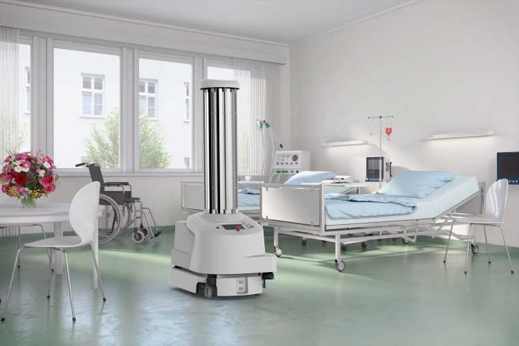 Roboter desinfiziert Krankenhäuser 7 web 161217 BOR UV Desinfection Robot 750