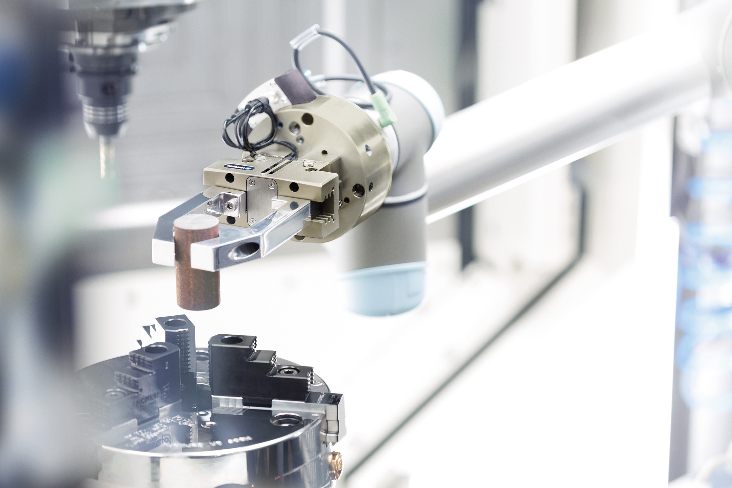 web 170170 UR Maschinenbeladung