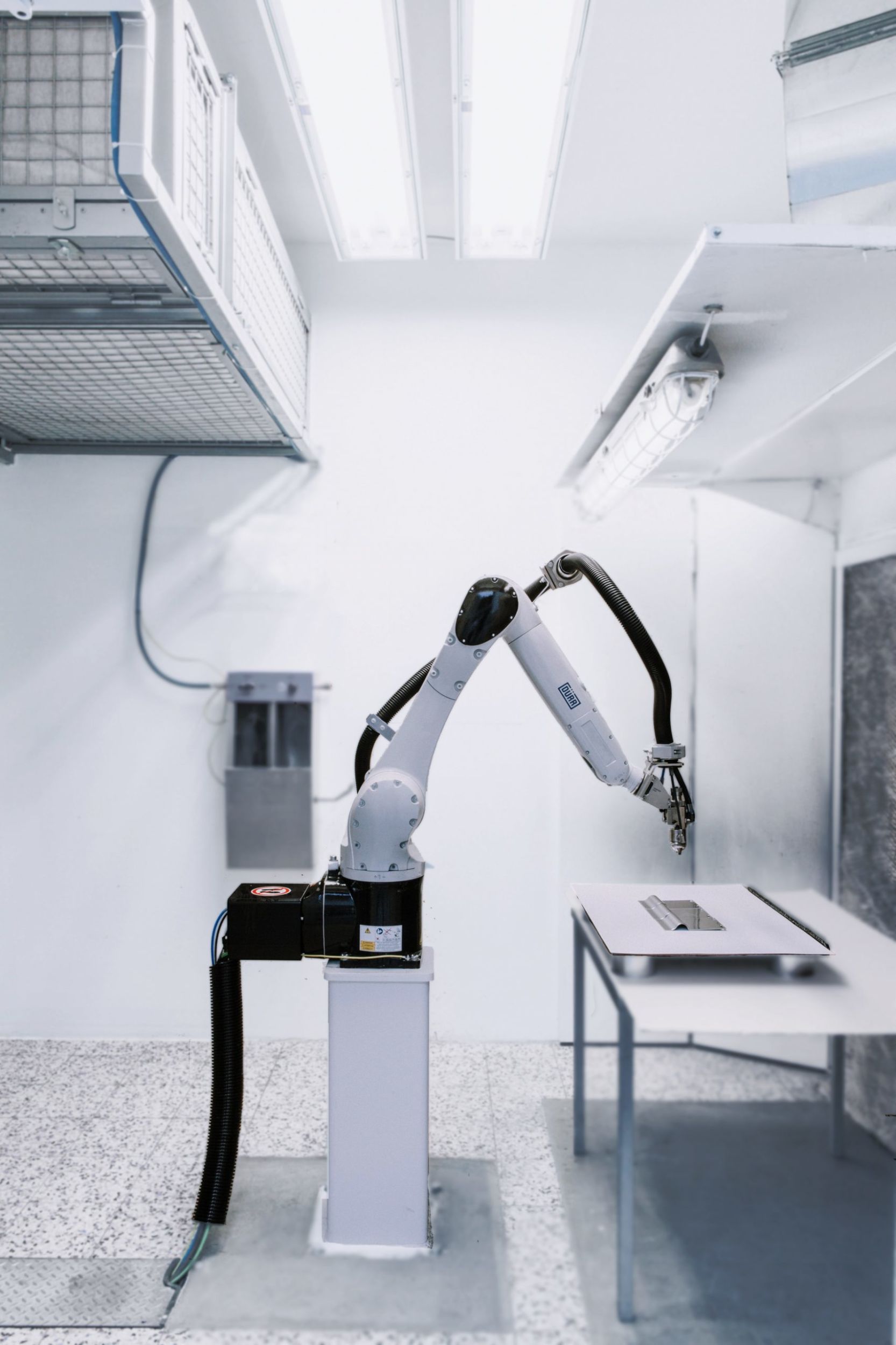 web 181670 02 duerr lackierroboter EcoRP10R1100 scaled