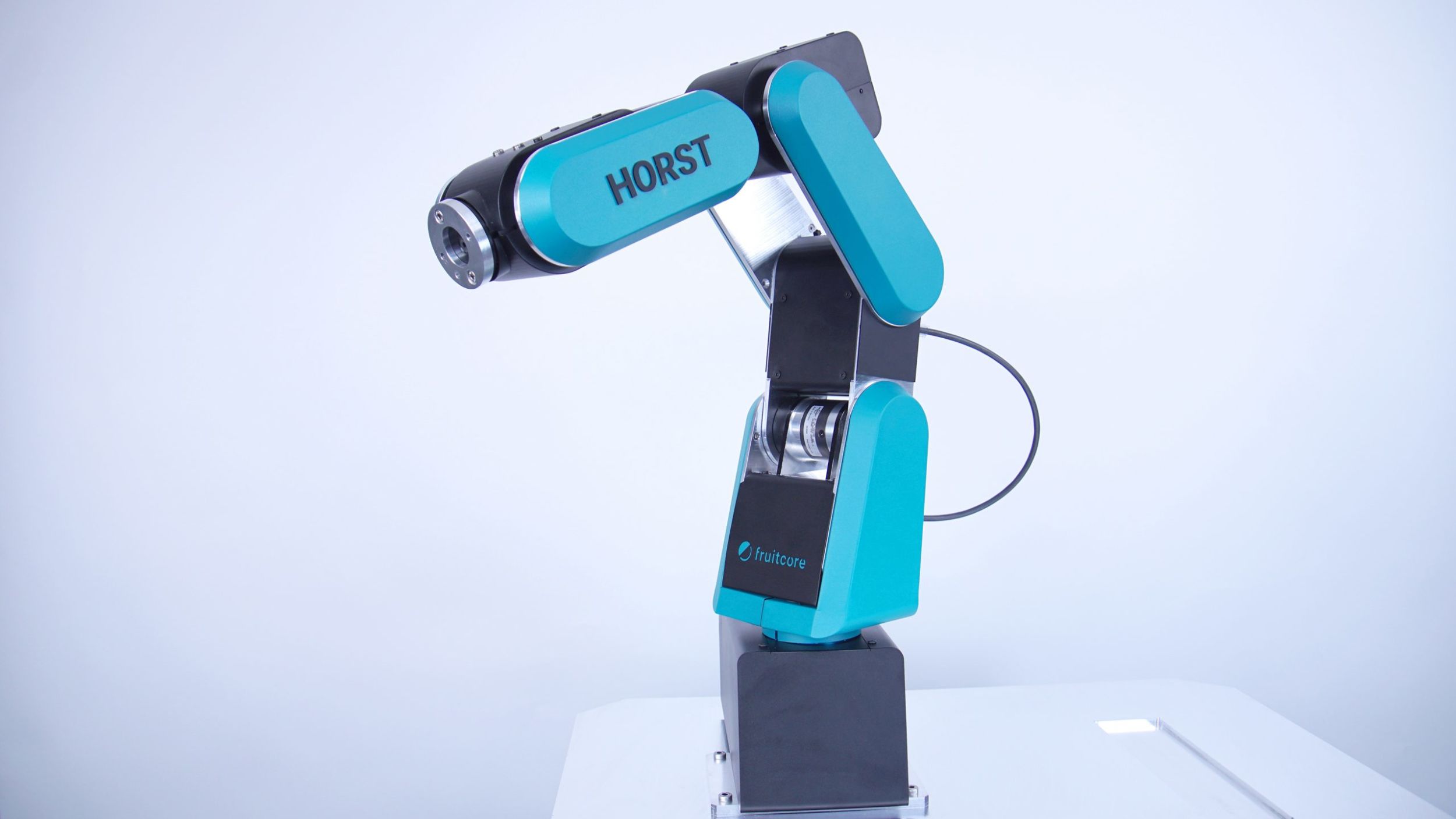web 186041 fruitcore robotics HORST600 2 scaled
