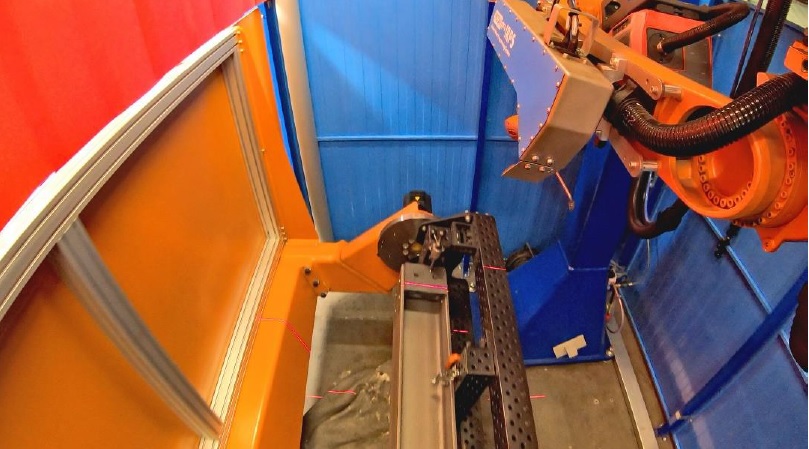 Schweißroboter ohne Programmierung 6 web 190603 1 3