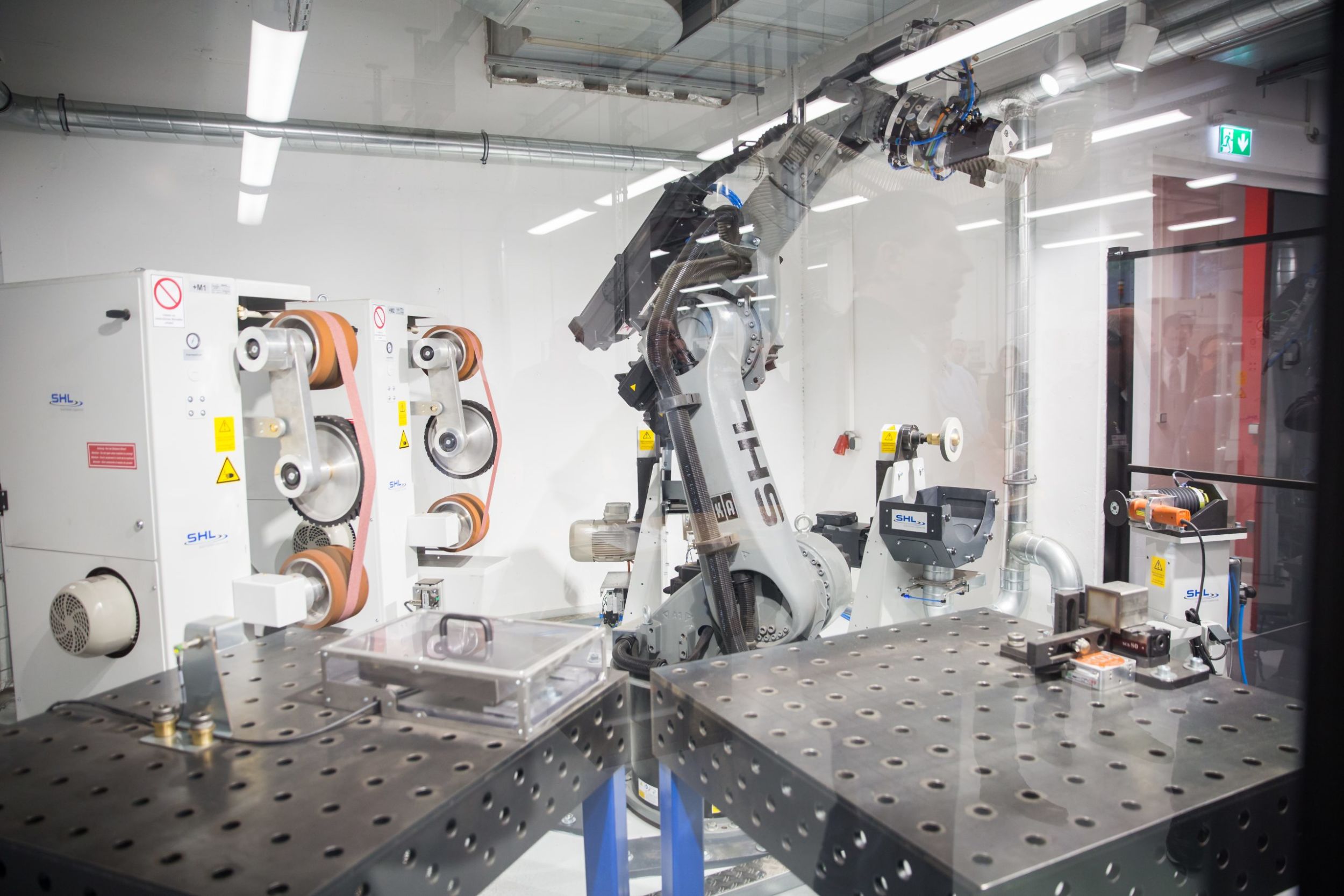 Robotertechnik für KMUs 5 web 194780 3M Grand Opening day 225 scaled