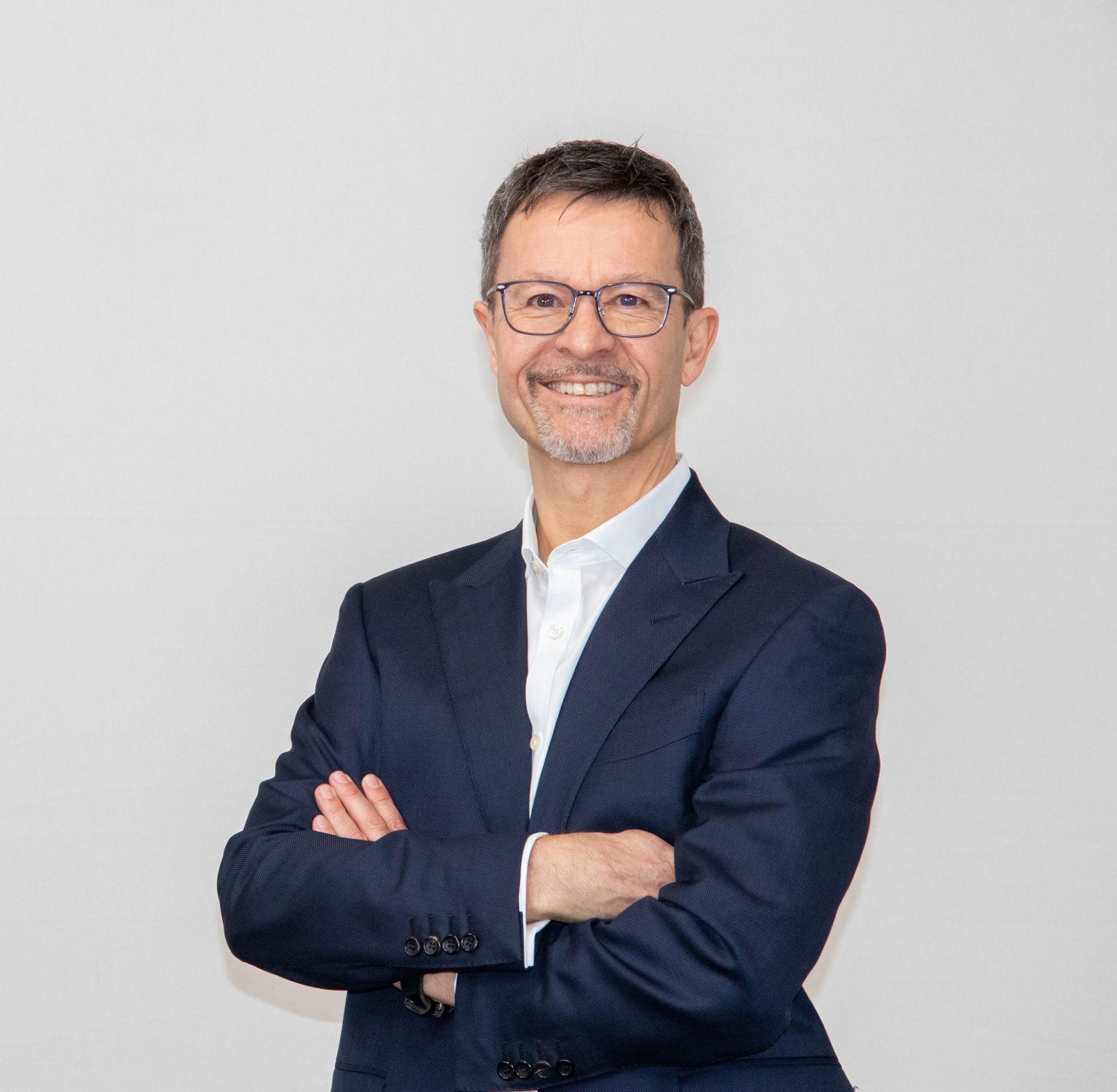 web 201093 Helmut Schmid 01 m 1 scaled